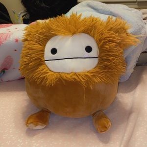 Benny the Bigfoot 8” Squishmallow plush